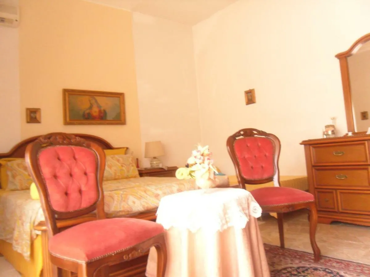 Amabile Guesthouse Milis